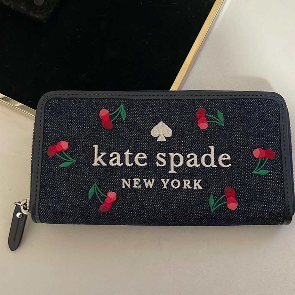 NWT Kate Spade Ella Large Cherry Continental Wallet